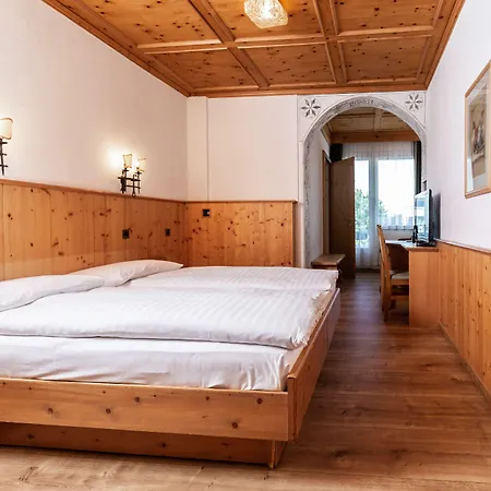 Baeren Hotel 3*